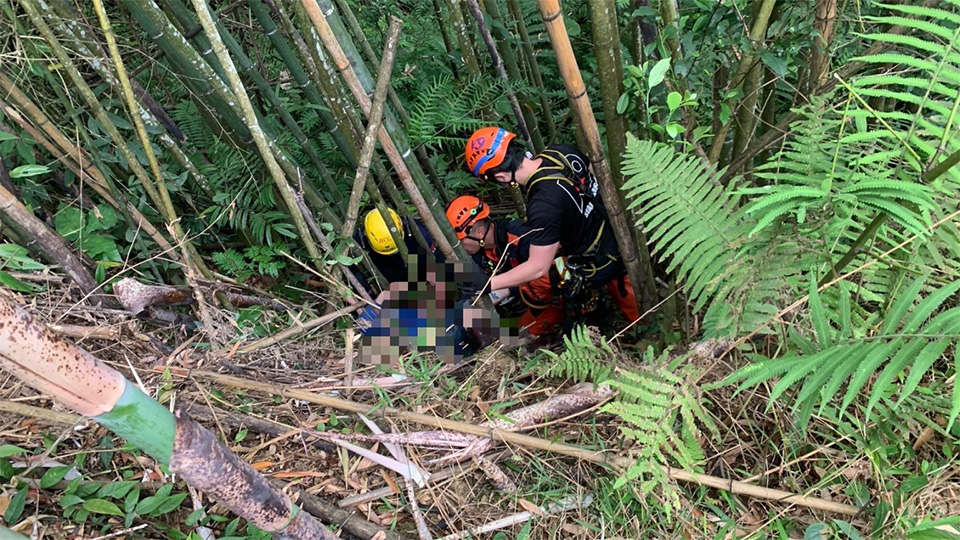 汐止82歲老翁上山採筍失蹤4天　終自行脫困警消急幫送醫