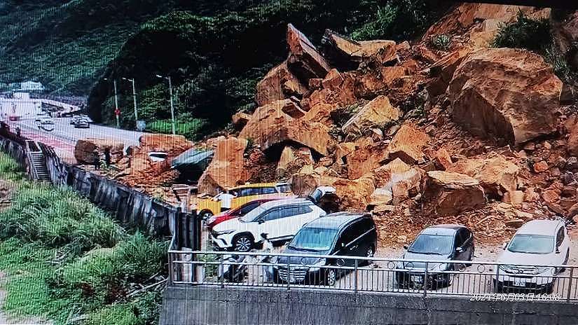 後續報導  台2線北寧路潮境公園路口道路坍方中斷