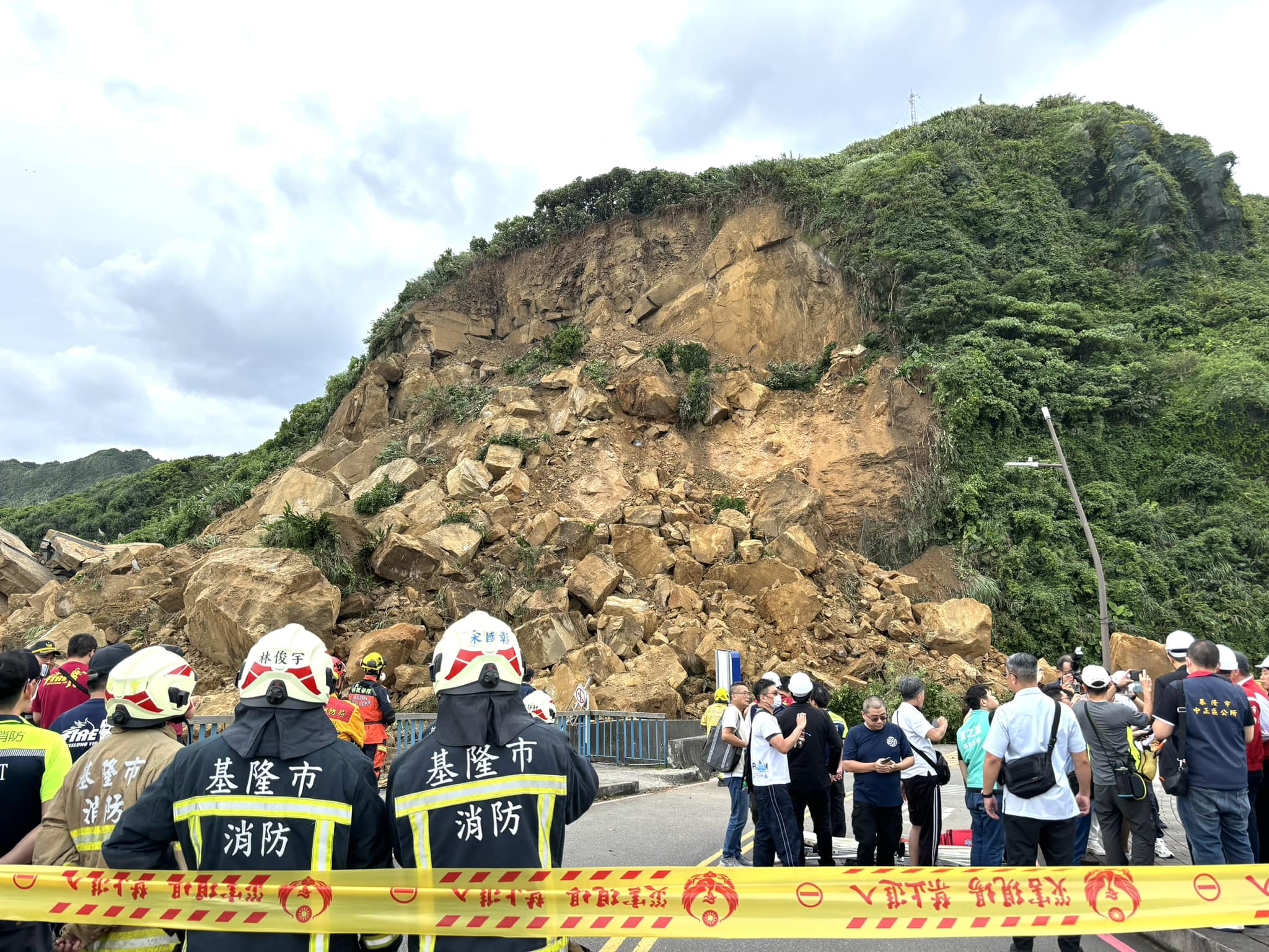 基隆潮境公園山崩　影響路段拚6/11搶通