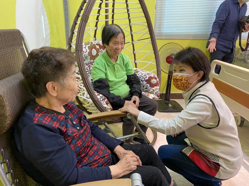 中市長照服務滿意度連3年六都之冠  亮眼成績獲得中央高度肯定