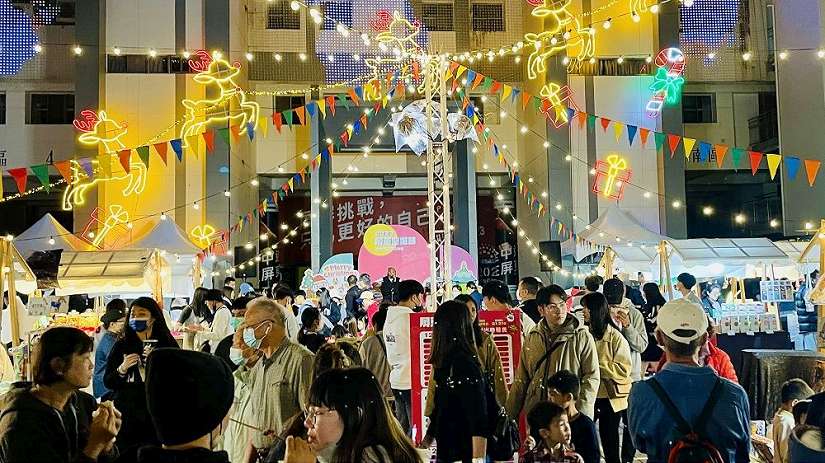 屏東聖誕市集驚喜登場 邀請荷蘭美聲歌手馬丁賀肯斯首度獻唱