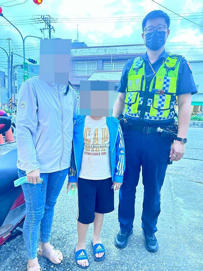 布袋警熱心協助迷童返家　盡責守護民眾安全