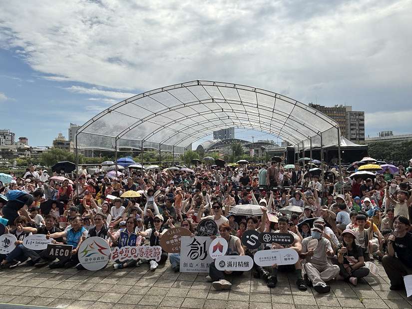 兩日限定！帝國糖廠華麗變身奇幻馬戲舞台 台中夏日馬戲節首日數萬人同歡