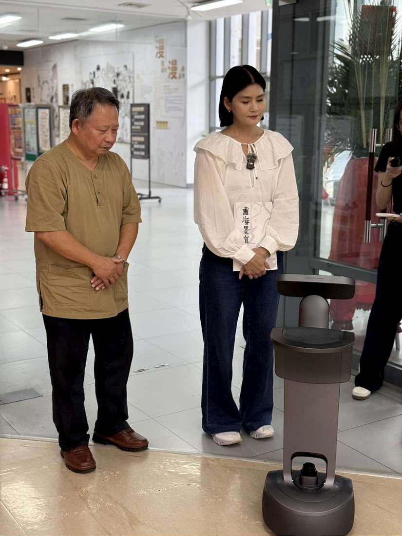 雲林縣政府文觀處展覽館導入智慧機器人 開啟導覽服務新變革