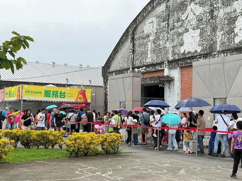 屏東夏日狂歡祭童話冰宮 調整入場機制 每日14時一次發完所有票券 每梯次統一80人