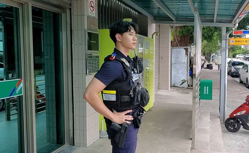 帥警成旅程亮點！高雄旅客朝聖熱氣球巧遇關山分局警員薛有博 直呼「實在太帥了！ 」
