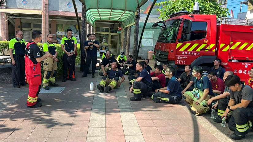 仙洞國小舉行太陽能光電火災實兵演練 多單位協作強化校園防災能量