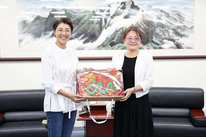 營北國中舞龍隊載譽歸國 許淑華縣長接見嘉勉