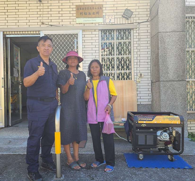 利稻派出所「發電機」供民眾充電 解決村內停電燃眉之急
