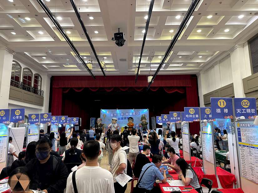 中秋迎好職！中市勞工局10月徵才祭出逾2,700個職缺