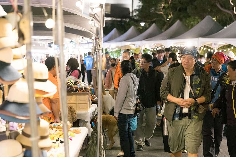 落山風起泡湯去 四重溪溫泉季暖身市集11/15開市！踩街嘉年華、FOCASA馬戲團11/21接力開秀