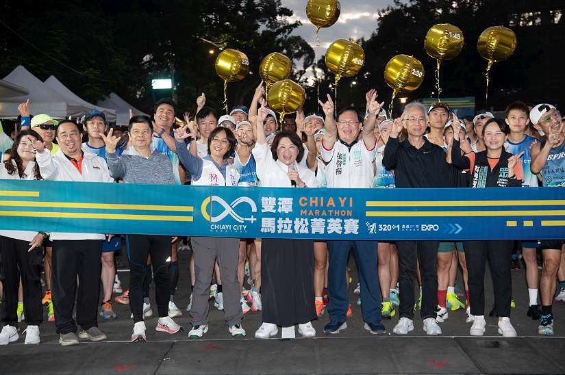 2025嘉義雙潭馬拉松菁英賽 雙重國際認證 黃敏惠市長為選手加油