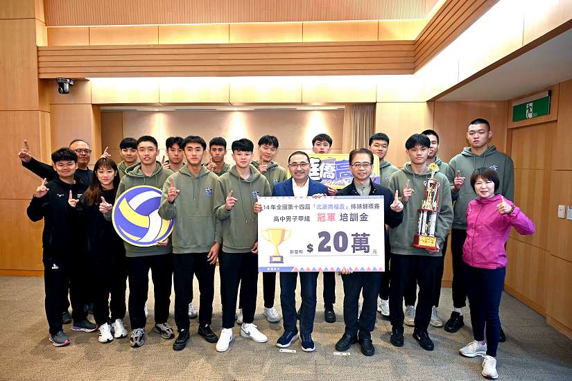 華僑高中全勝封王！橫掃北港媽祖盃排球賽 勇奪男子甲組冠軍