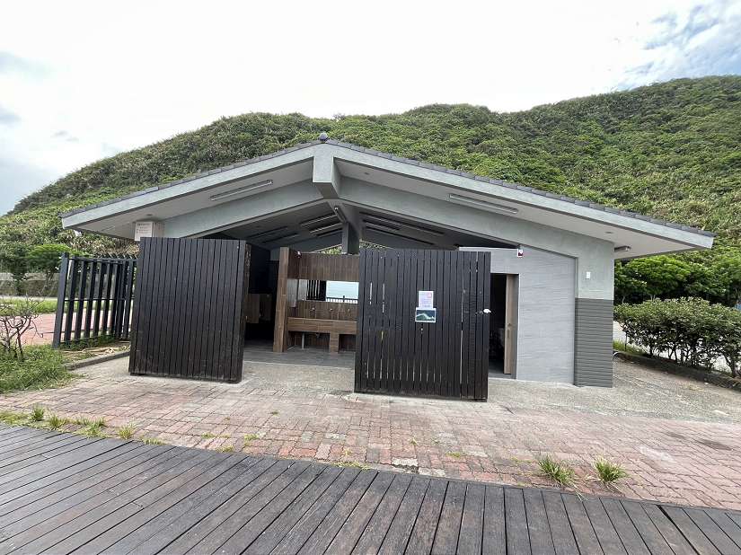 外木山公廁升級啟用 打造海岸線最美示範公廁