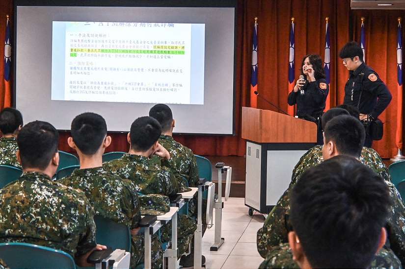 基警深入海軍基地  強化官兵防詐意識