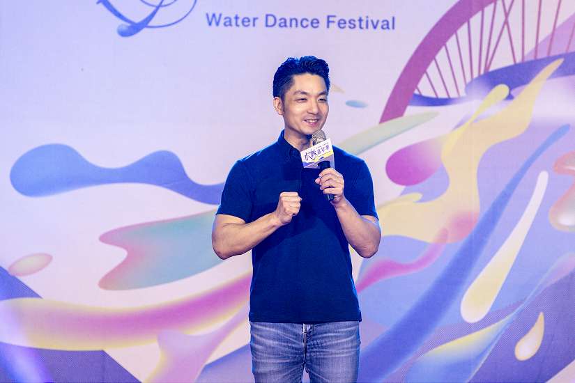 「2026台北水舞嘉年華」水火共舞首秀揭開序幕 水、火、光、影交織 點亮基隆河畔