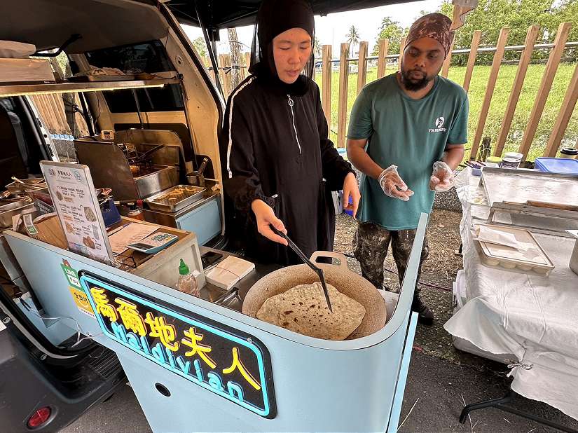 馬爾地夫風味飄香屏東 新住民餐車轉型有成 移民署助圓創業夢